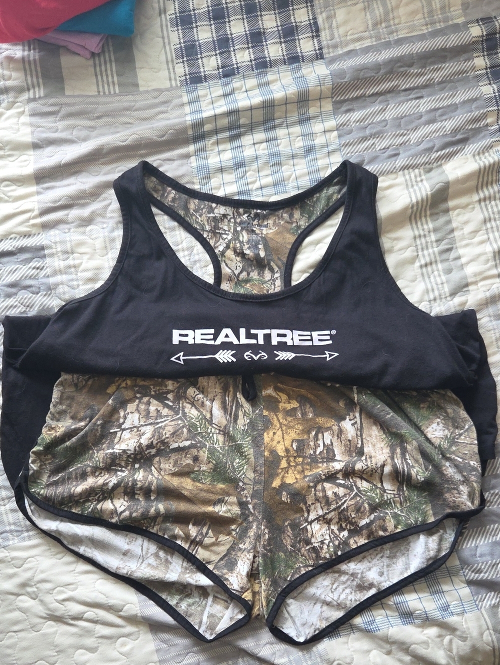 Realtree Black Tank with Woodland Camo Shorts Set 3X